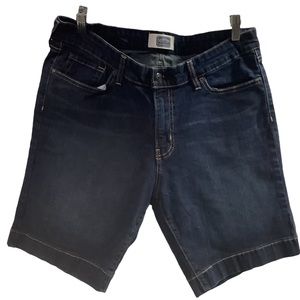 Signature Levi Jean shorts size 14